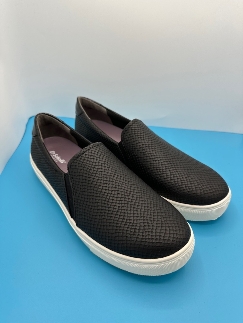 NEW! Dr. Scholl's Nova -Black texture slip on. Womens size 11wide (New in box)